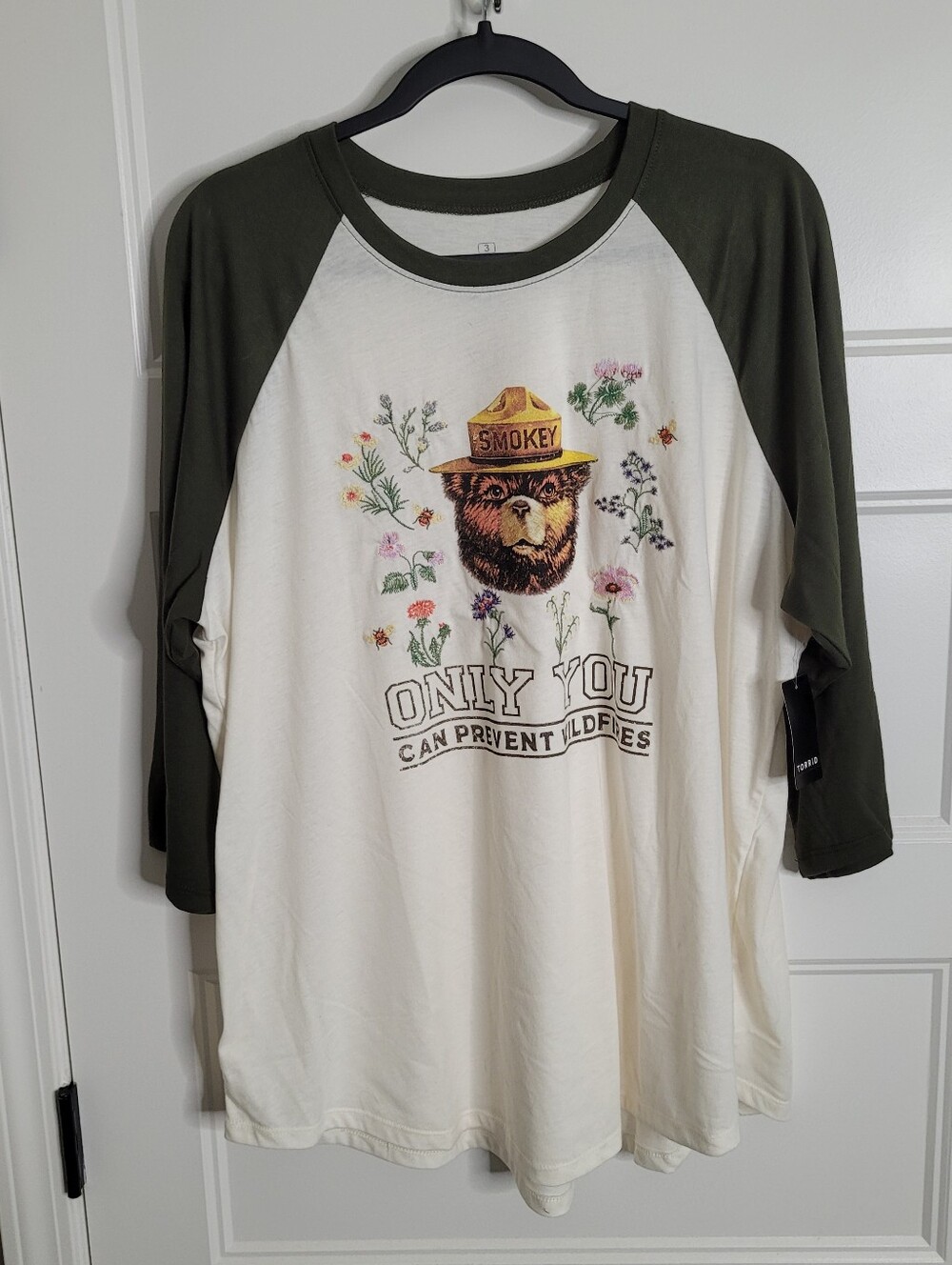 NWT Torrid Smokey Bear Raglan 3/4 Sleeve Tee size 3X